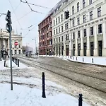 Good Morning - 100m Rynek - Netflix - Free Parking - 3 Separate - Ac Wrocław