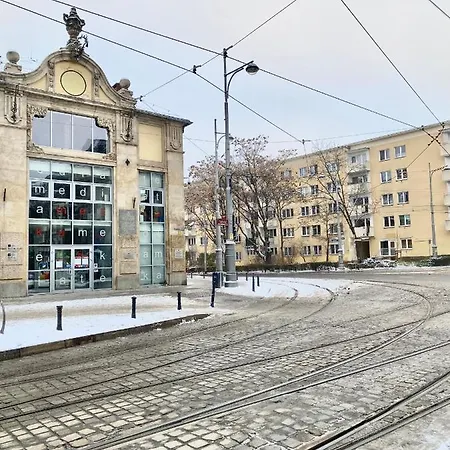 Apartament Good Morning Wroclaw - 100M Rynek - Netflix - Free Parking - 3 Separate Rooms Lägenhet