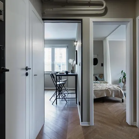 Apartament Good Morning Wroclaw - 100M Rynek - Netflix - Free Parking - 3 Separate Rooms Wrocław