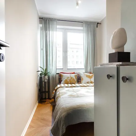 Apartament Good Morning Wroclaw - 100M Rynek - Netflix - Free Parking - 3 Separate Rooms Lägenhet Wrocław