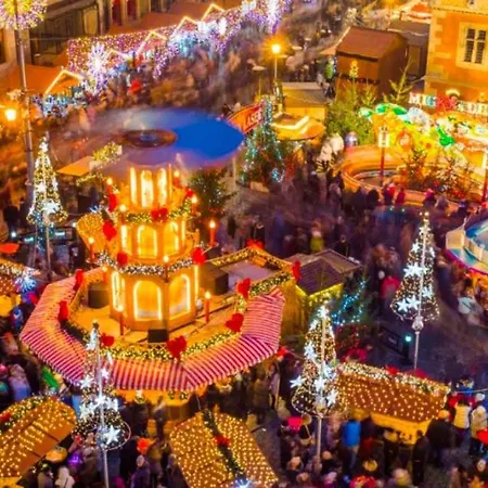 Good Morning - 100m Jarmark Bozonarodzeniowy! - Netflix - Free Parking - 3 Separate - Ac *